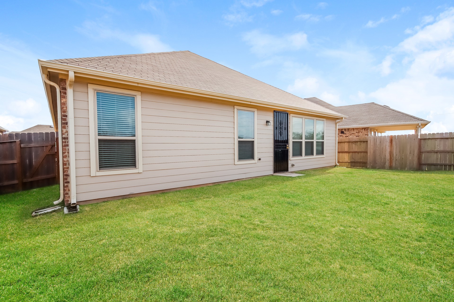 22211 Davenport Downs Lane Property Photo 15