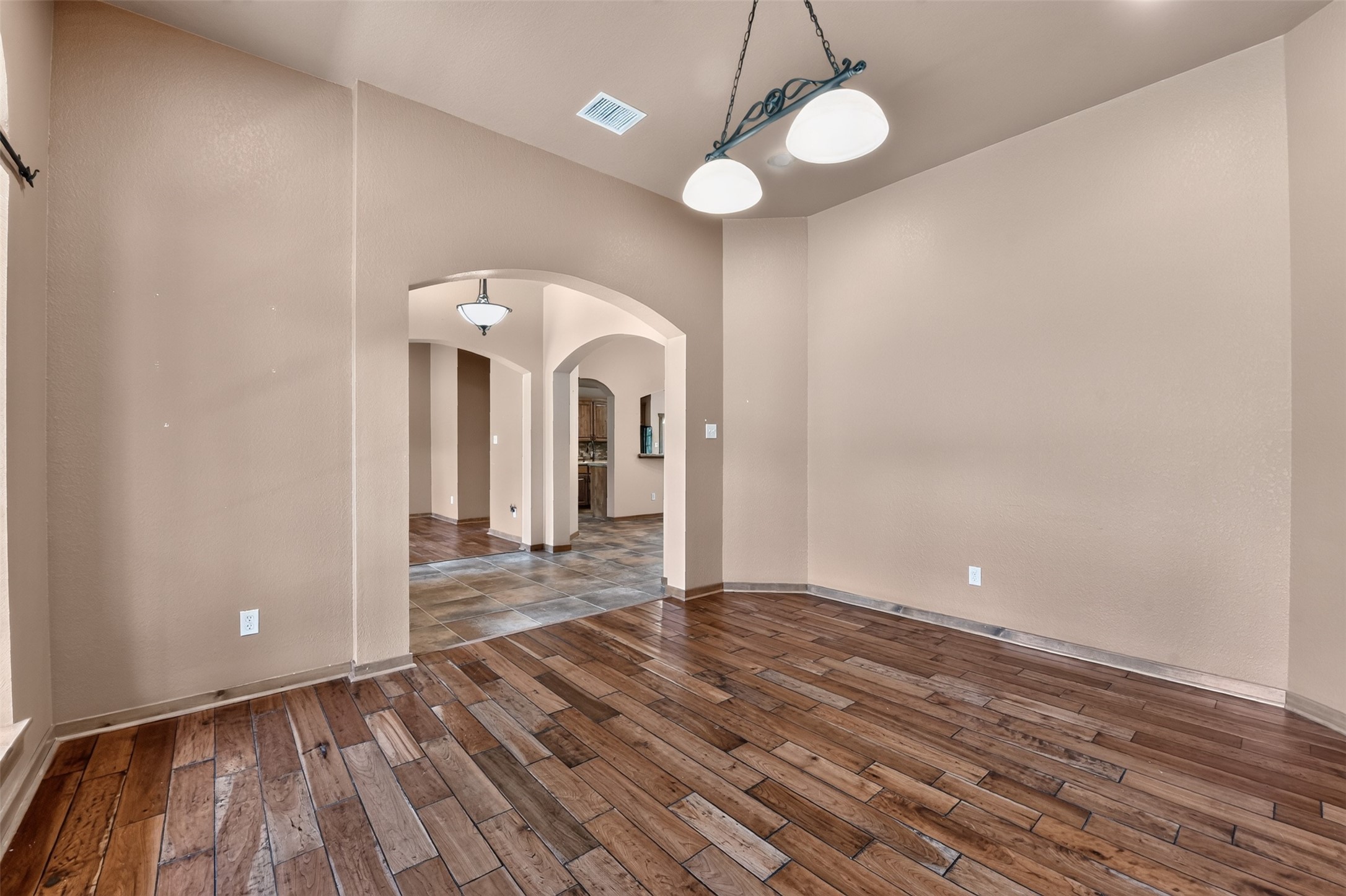 21371 Doru Drive Property Photo 5