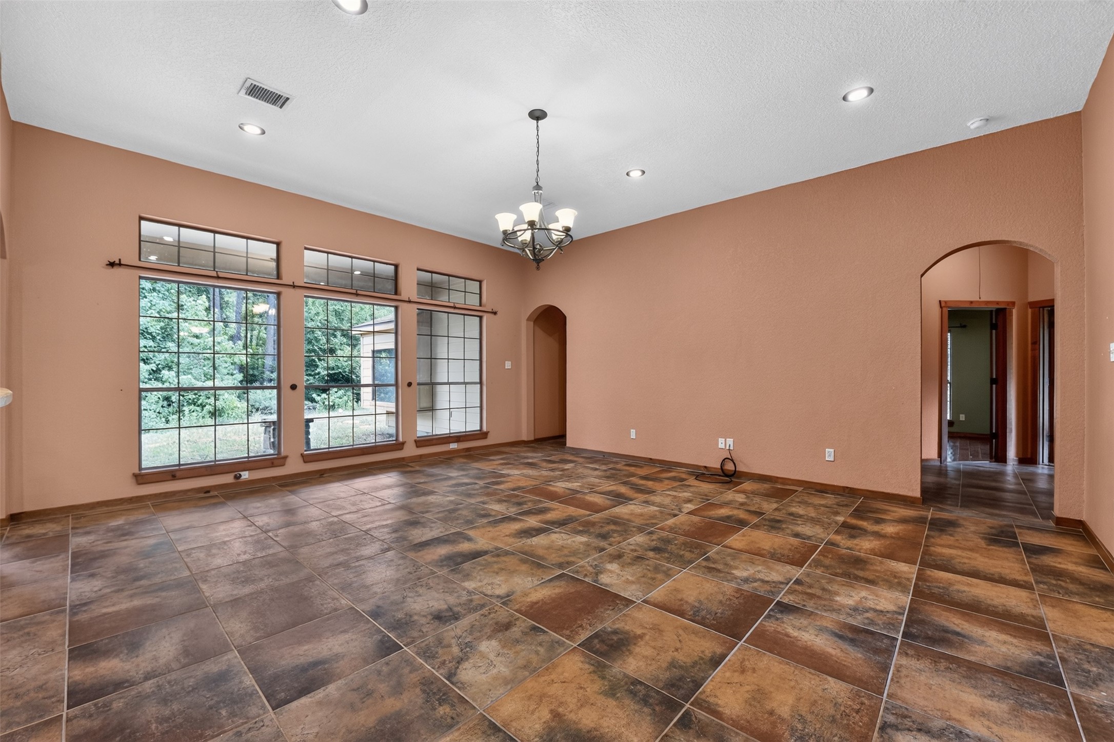 21371 Doru Drive Property Photo 8