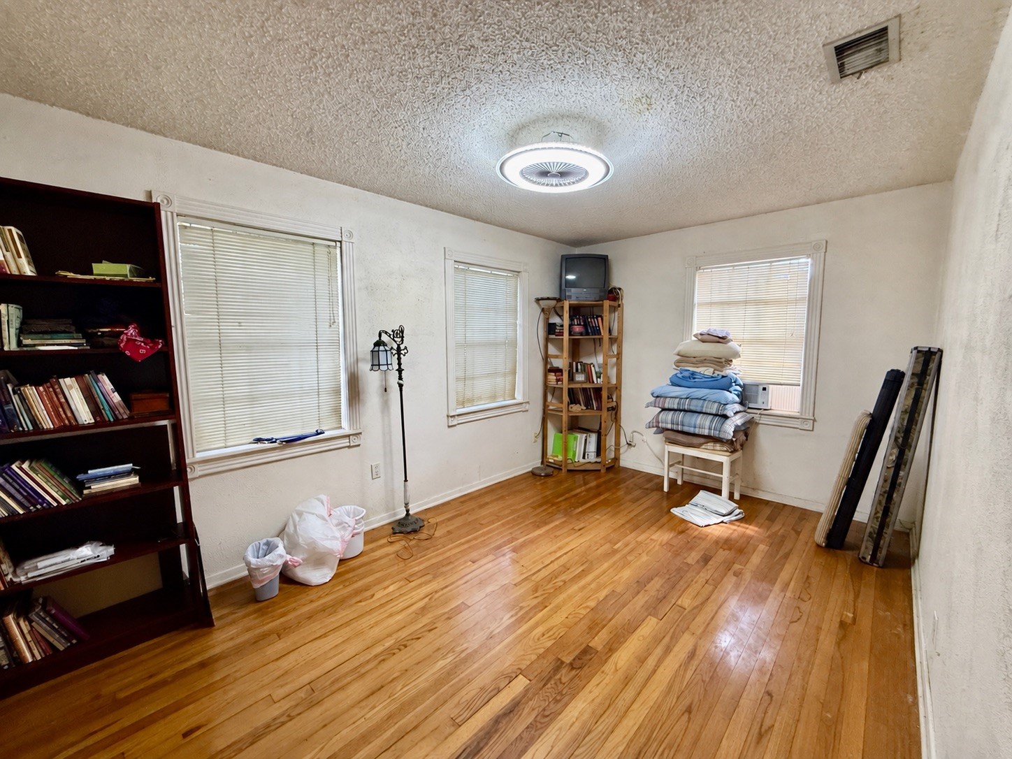 409 Oak Drive Property Photo 12