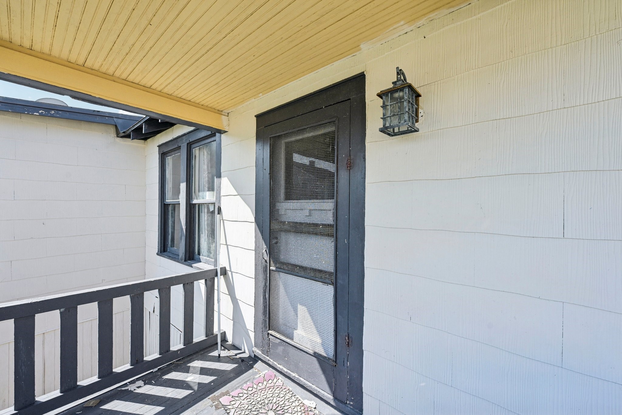 5224 Bernardo De-galvez Unit B Property Photo 2