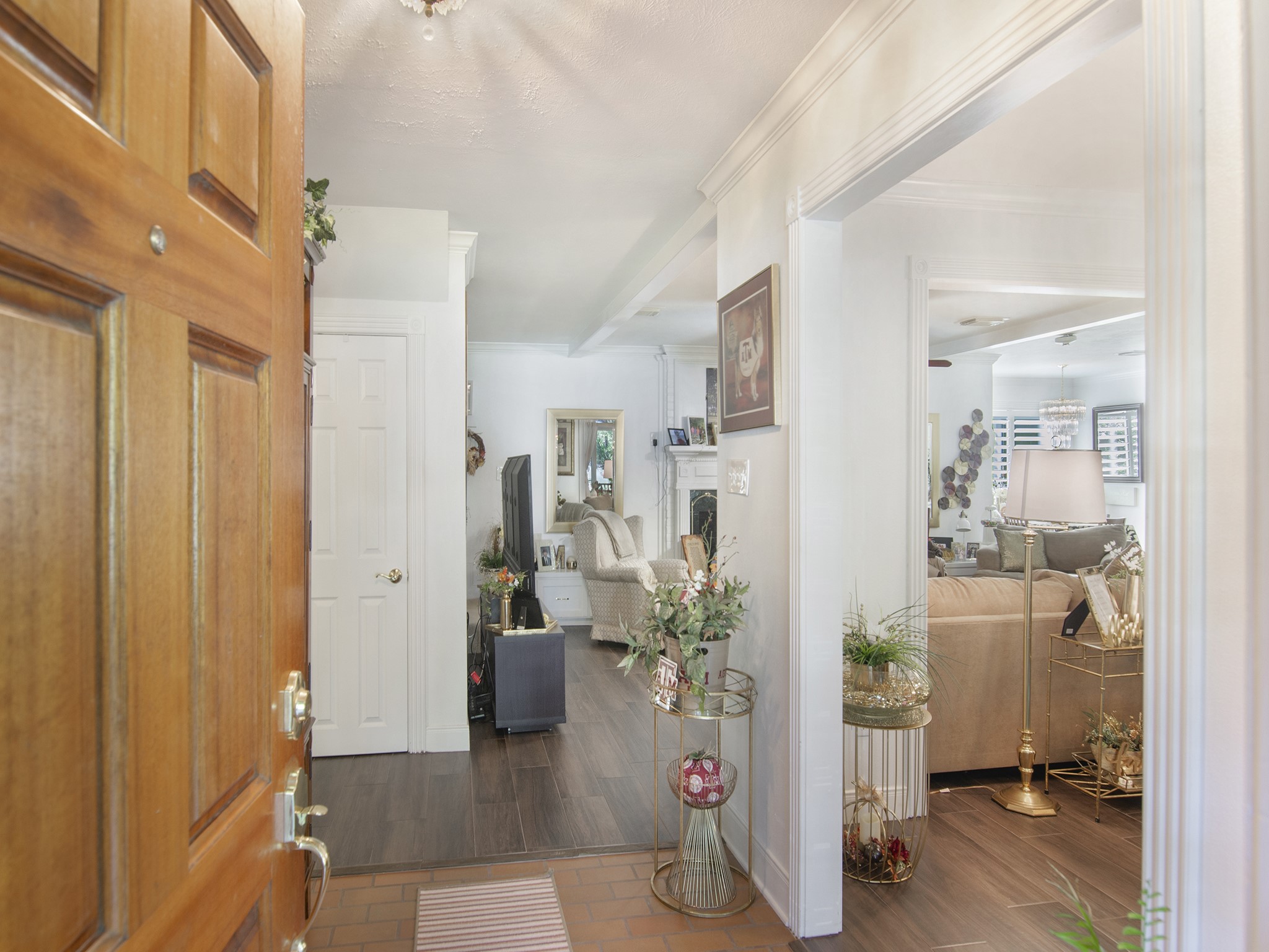 532 Raleigh Drive Property Photo 3