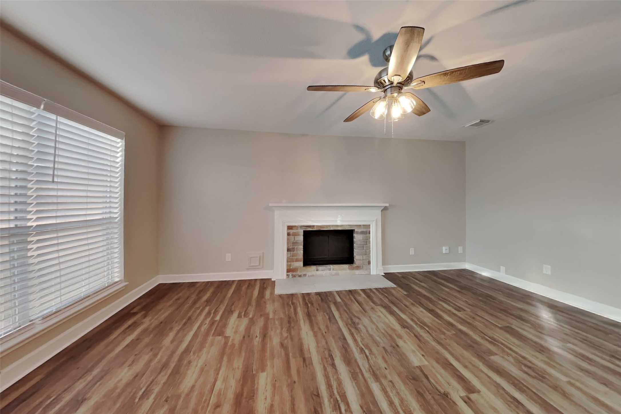 9211 Wandsworth Drive Property Photo 5