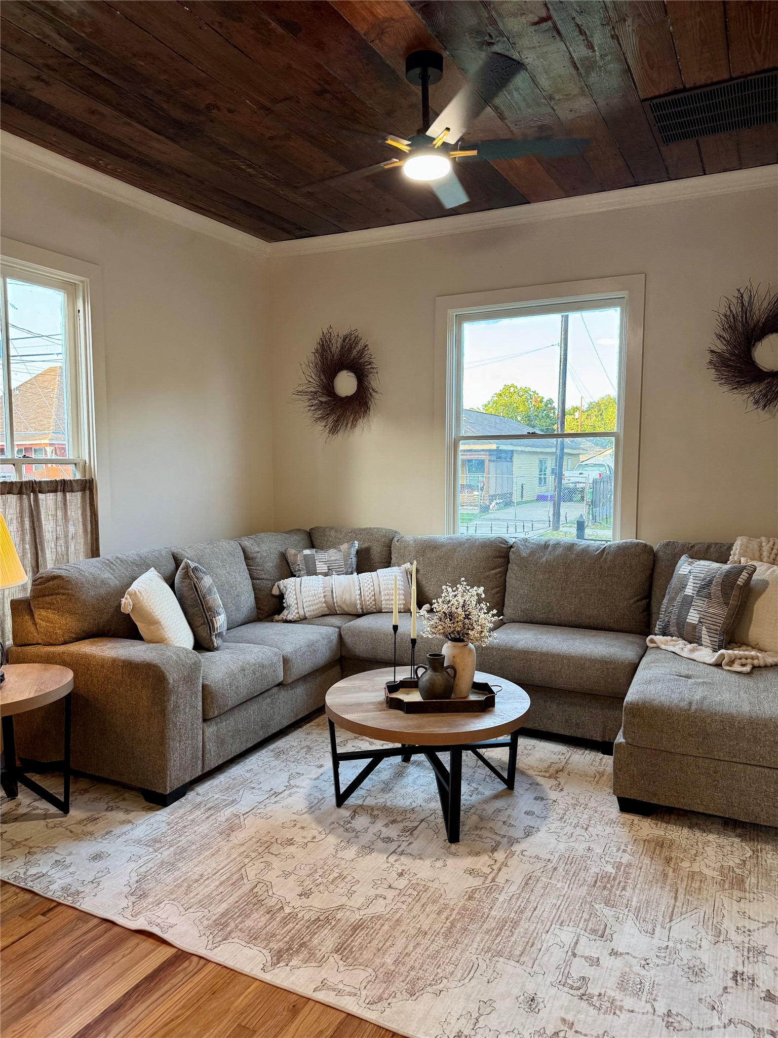 2109 Gentry Street Property Photo 11