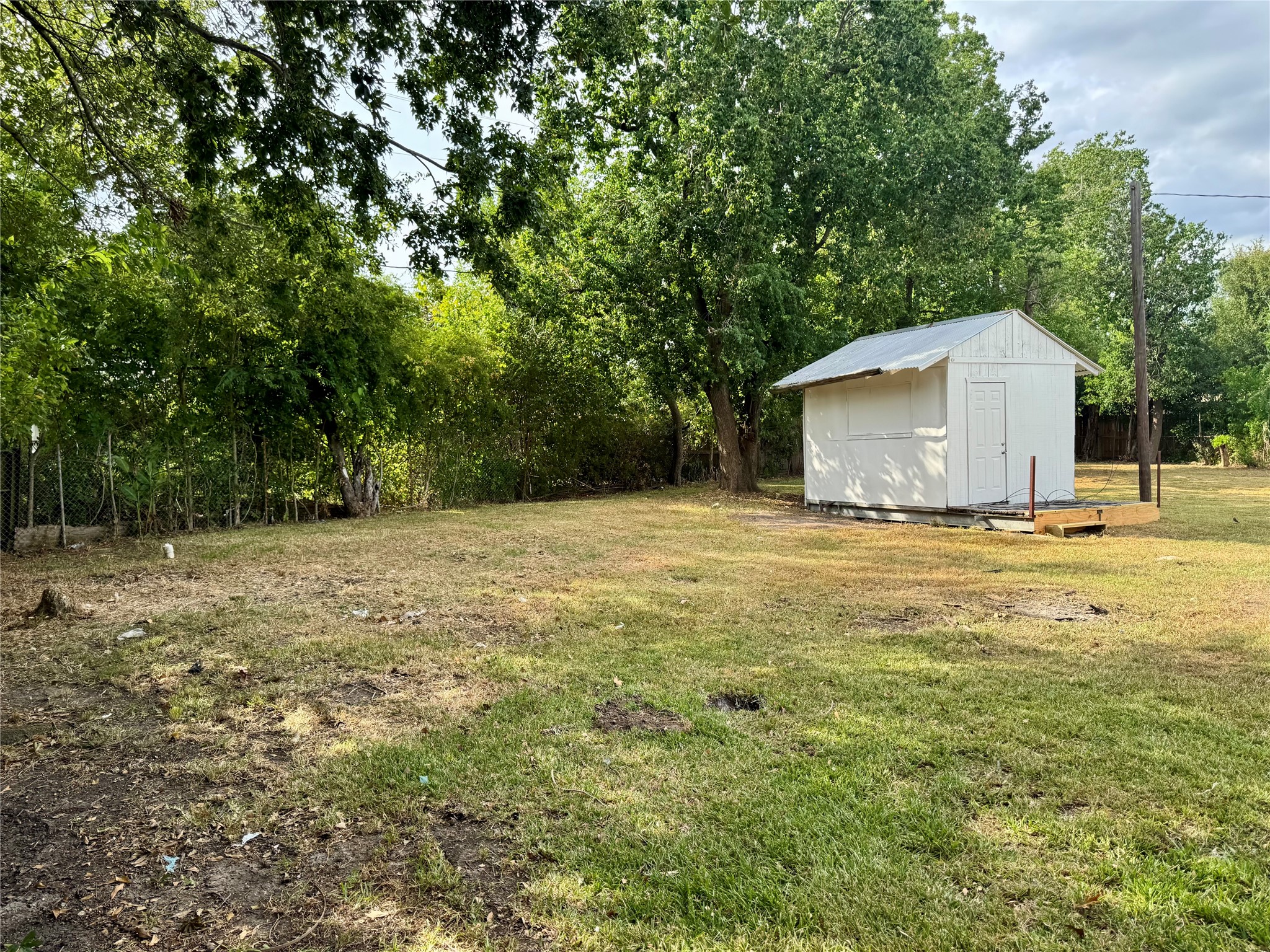 1307 Armor Avenue Property Photo 17