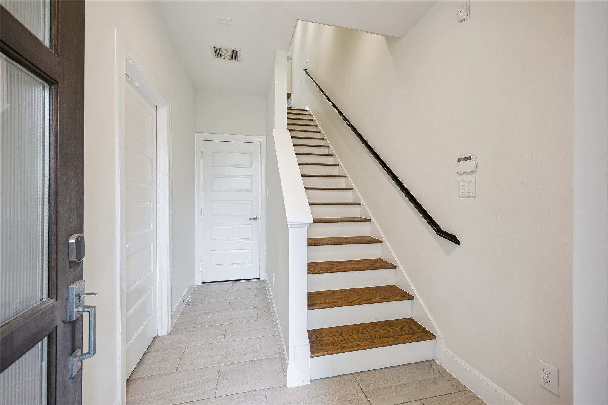 2722 Eado Edge Court Property Photo 3