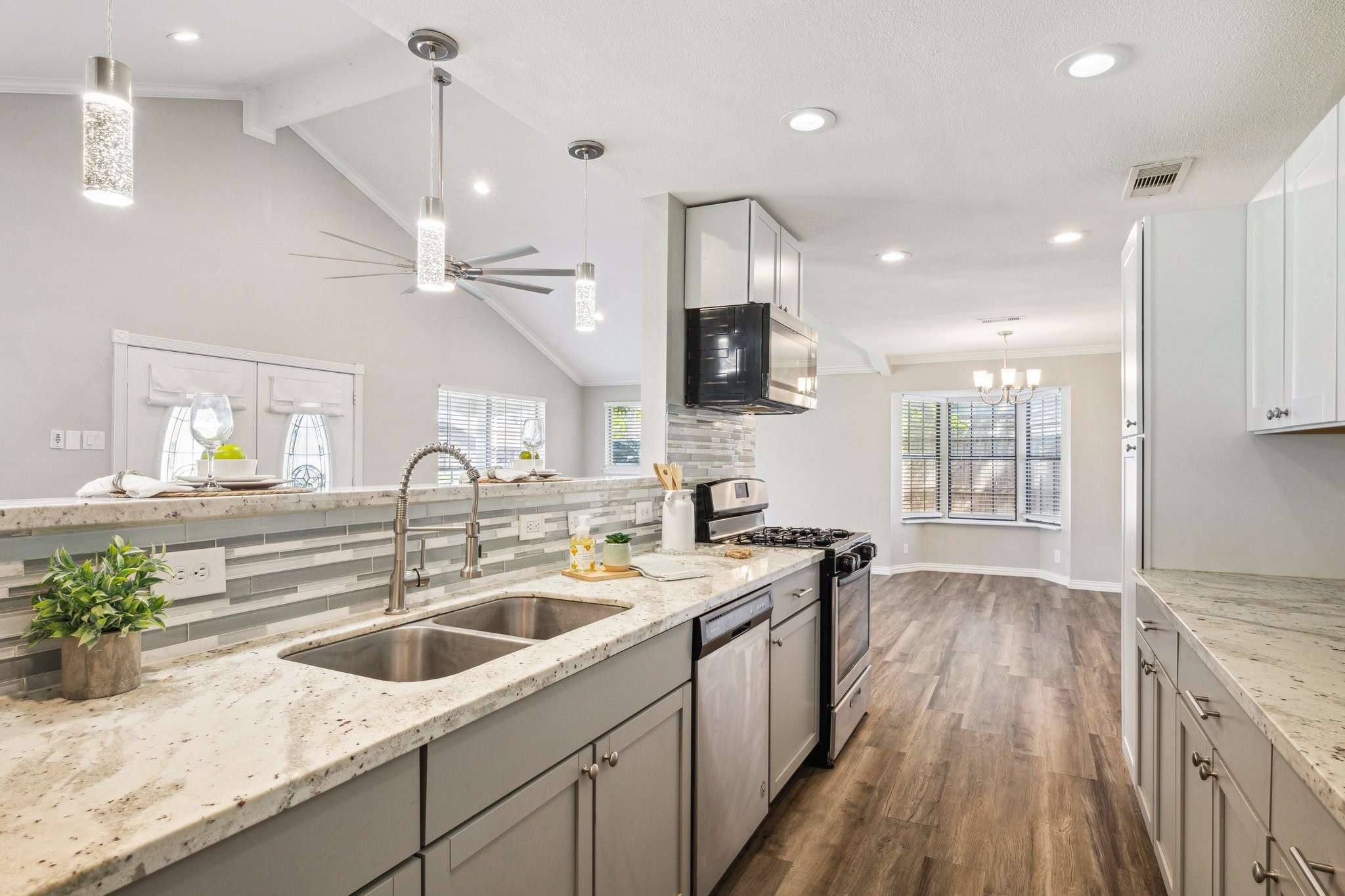 3106 Stratford Street Property Photo