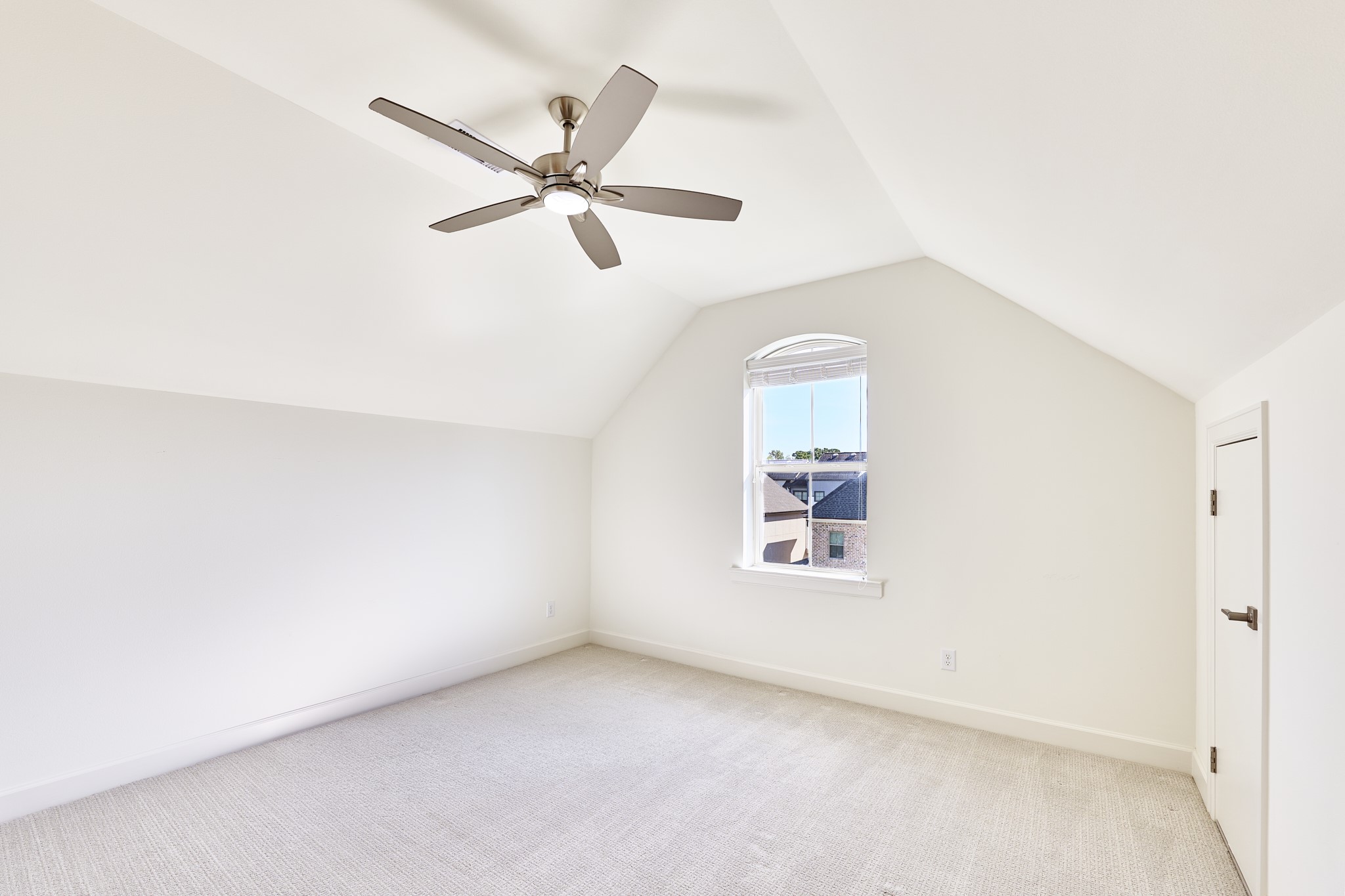 25118 Devlin Creek Drive Property Photo 30