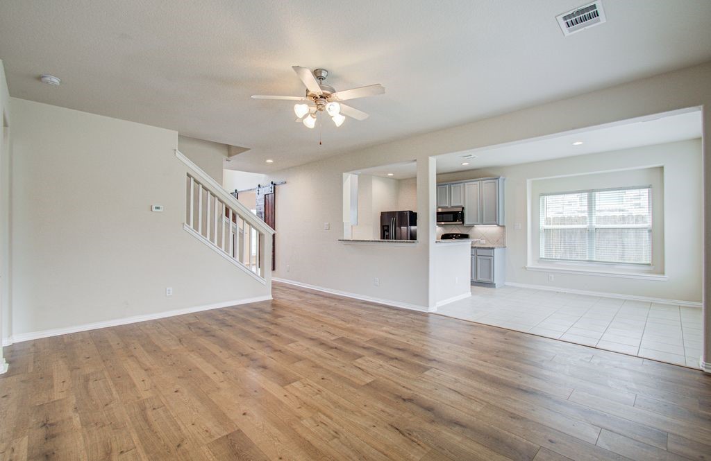 309 Burgundy Drive Property Photo 19