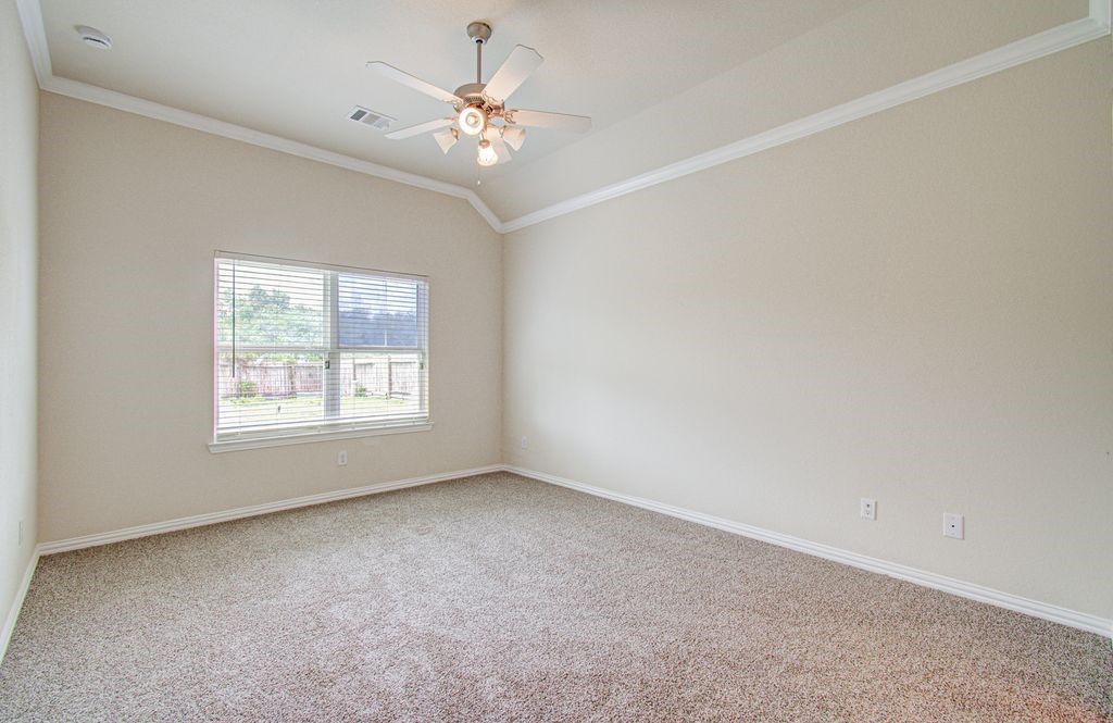 309 Burgundy Drive Property Photo 22
