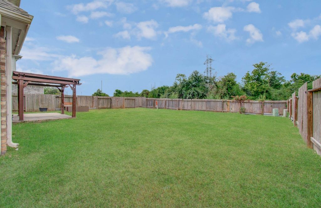 309 Burgundy Drive Property Photo 44