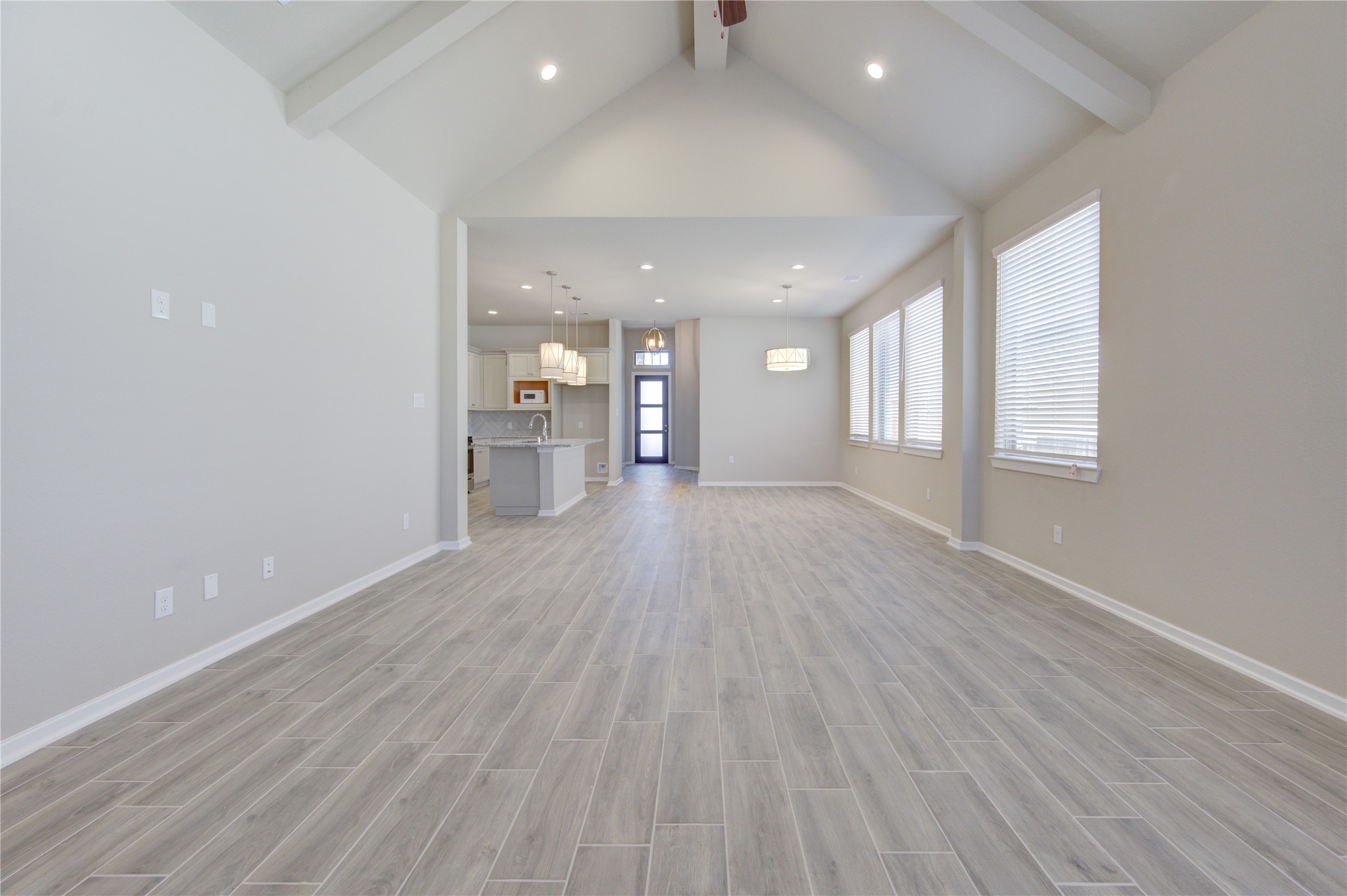 4203 Maple Glen Drive Property Photo 9