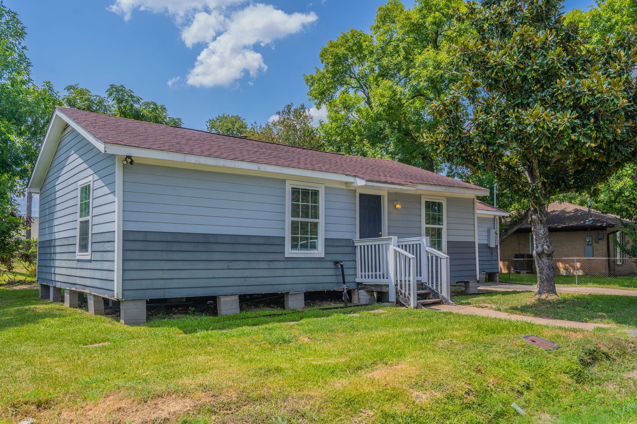 122 Oak Street Property Photo 23