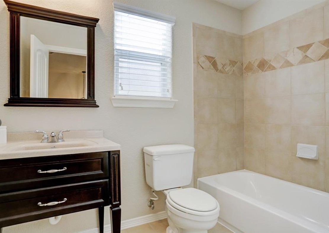 277 Capetown Property Photo 9