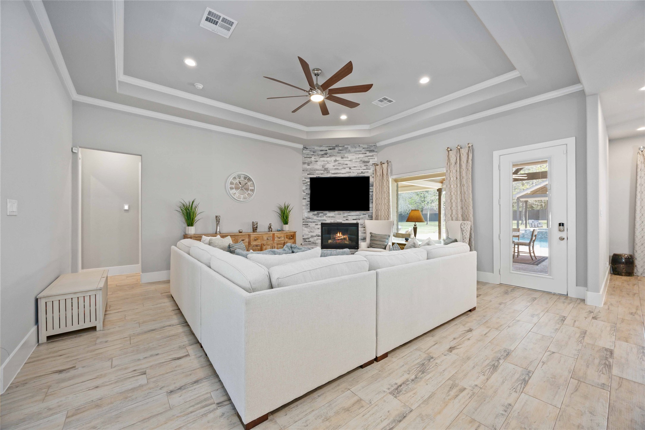 33510 Walnut Xing Property Photo 4