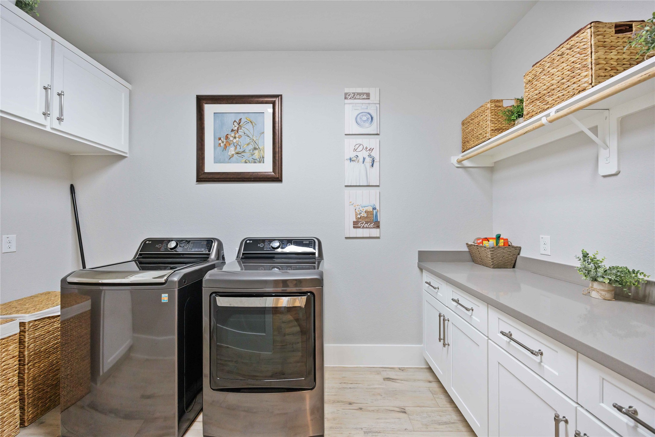 33510 Walnut Xing Property Photo 13