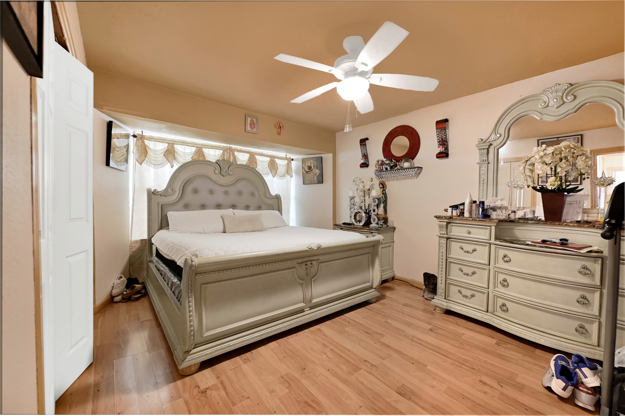 1318 Des Jardines Street Property Photo 14