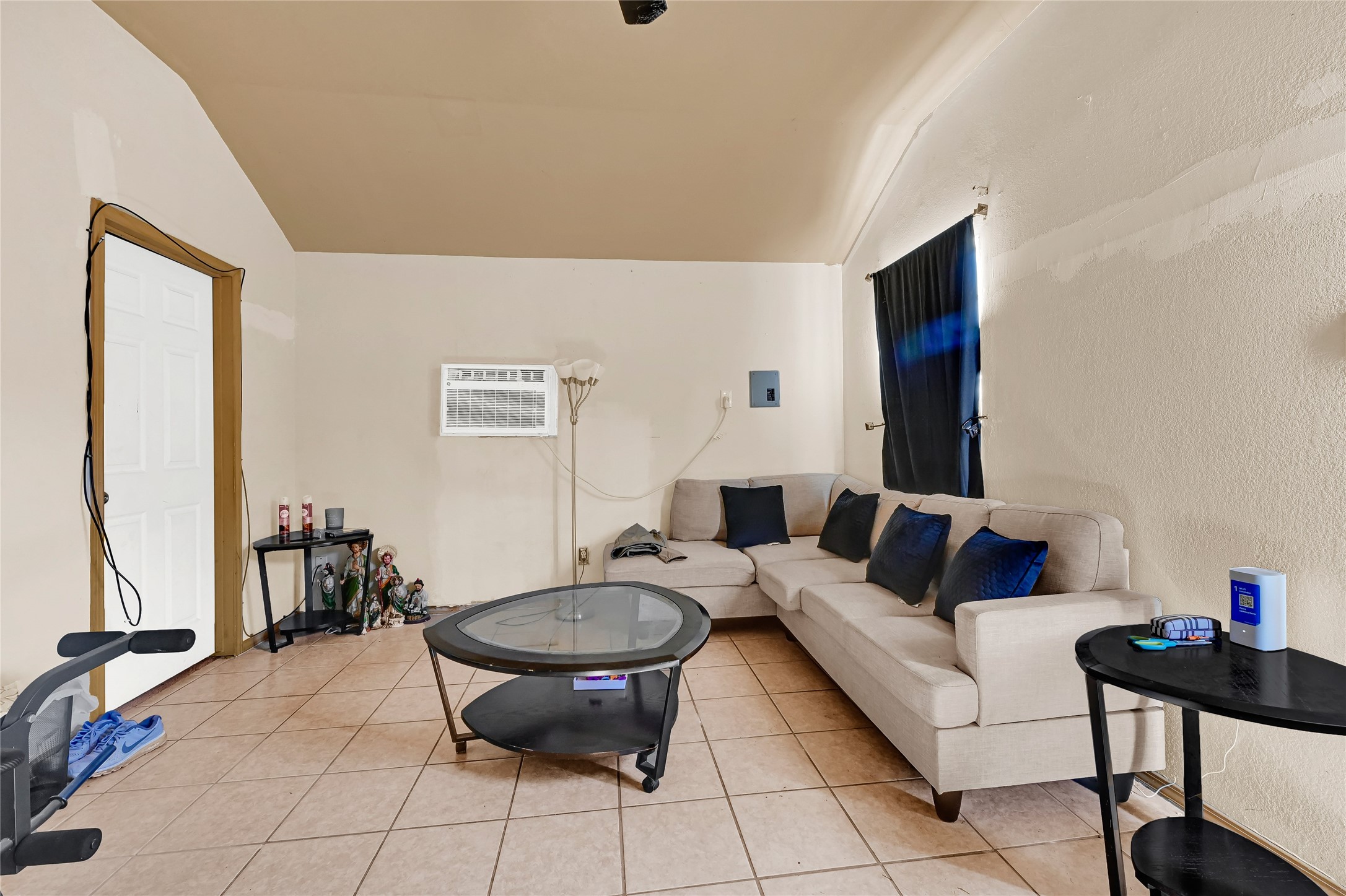 1318 Des Jardines Street Property Photo 18