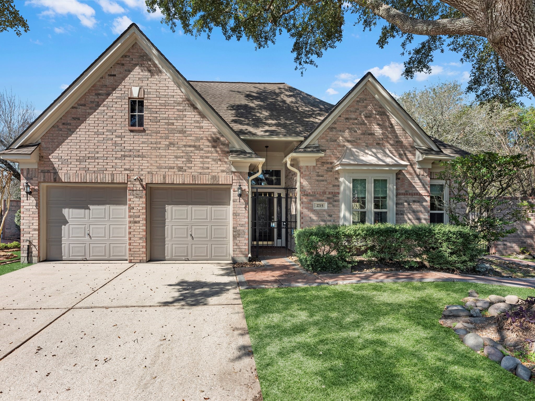 2715 Penmere Court Property Photo 1