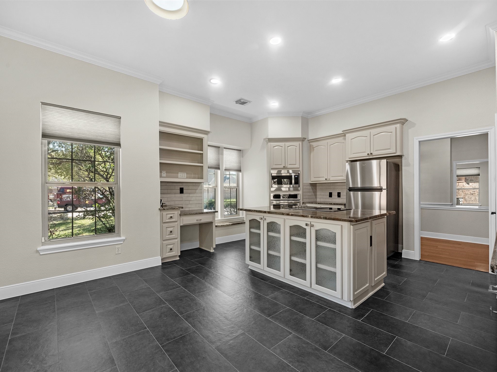 2715 Penmere Court Property Photo 11