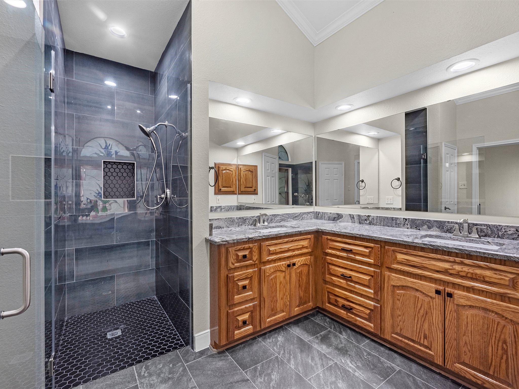 2715 Penmere Court Property Photo 17
