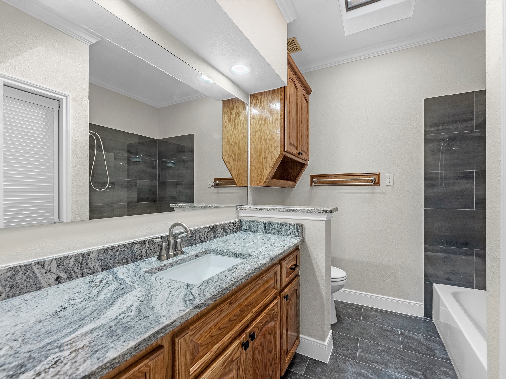 2715 Penmere Court Property Photo 20