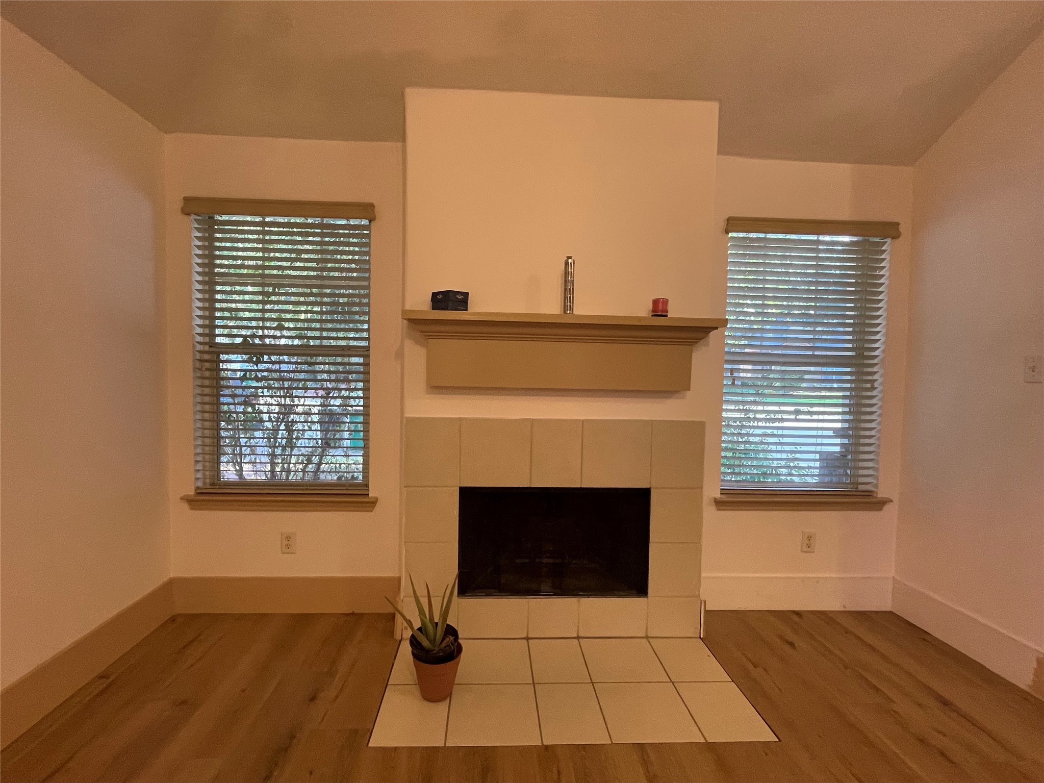 20718 Stewart Crest Lane Property Photo 5
