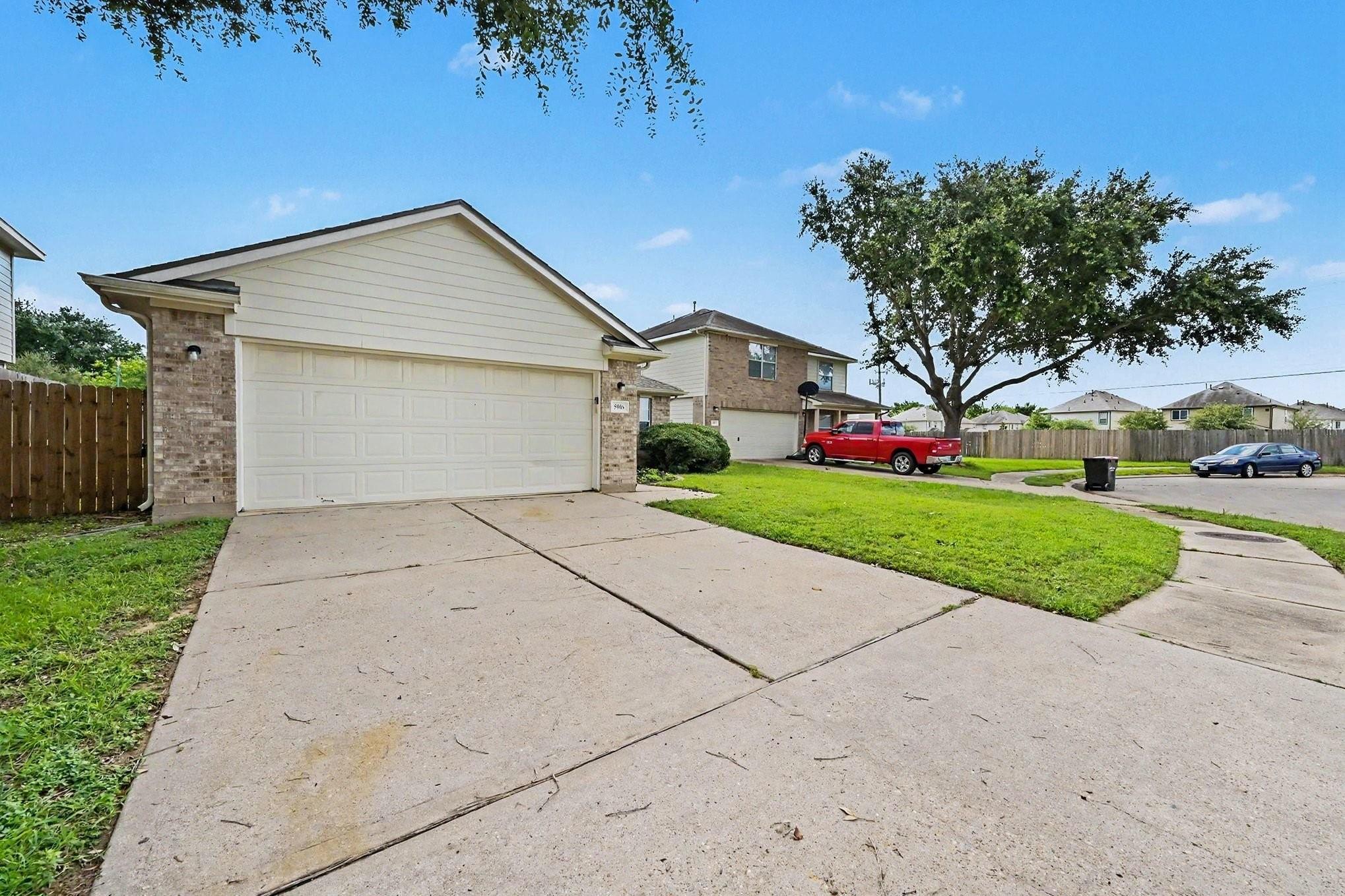 5906 Destiny Park Court Property Photo 3