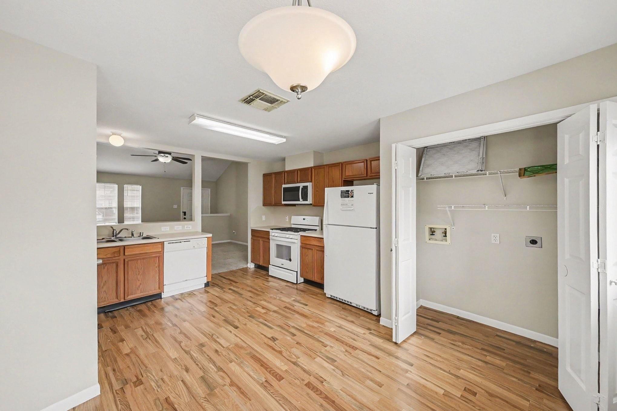 5906 Destiny Park Court Property Photo 11