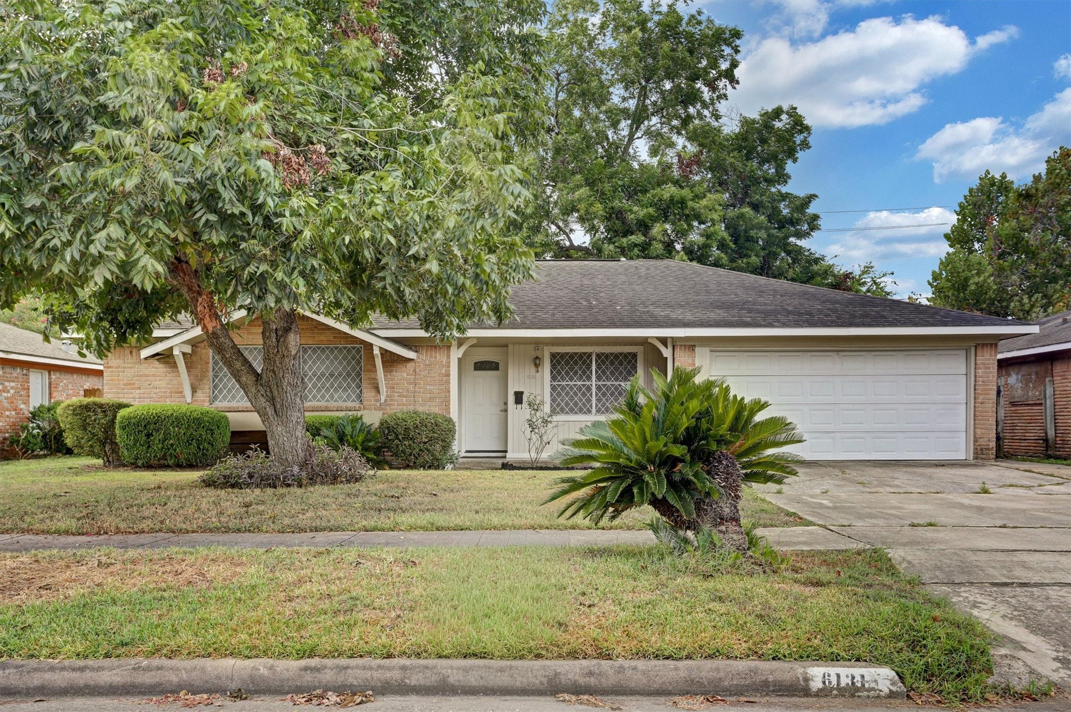 6131 Tiffany Drive Property Photo 1