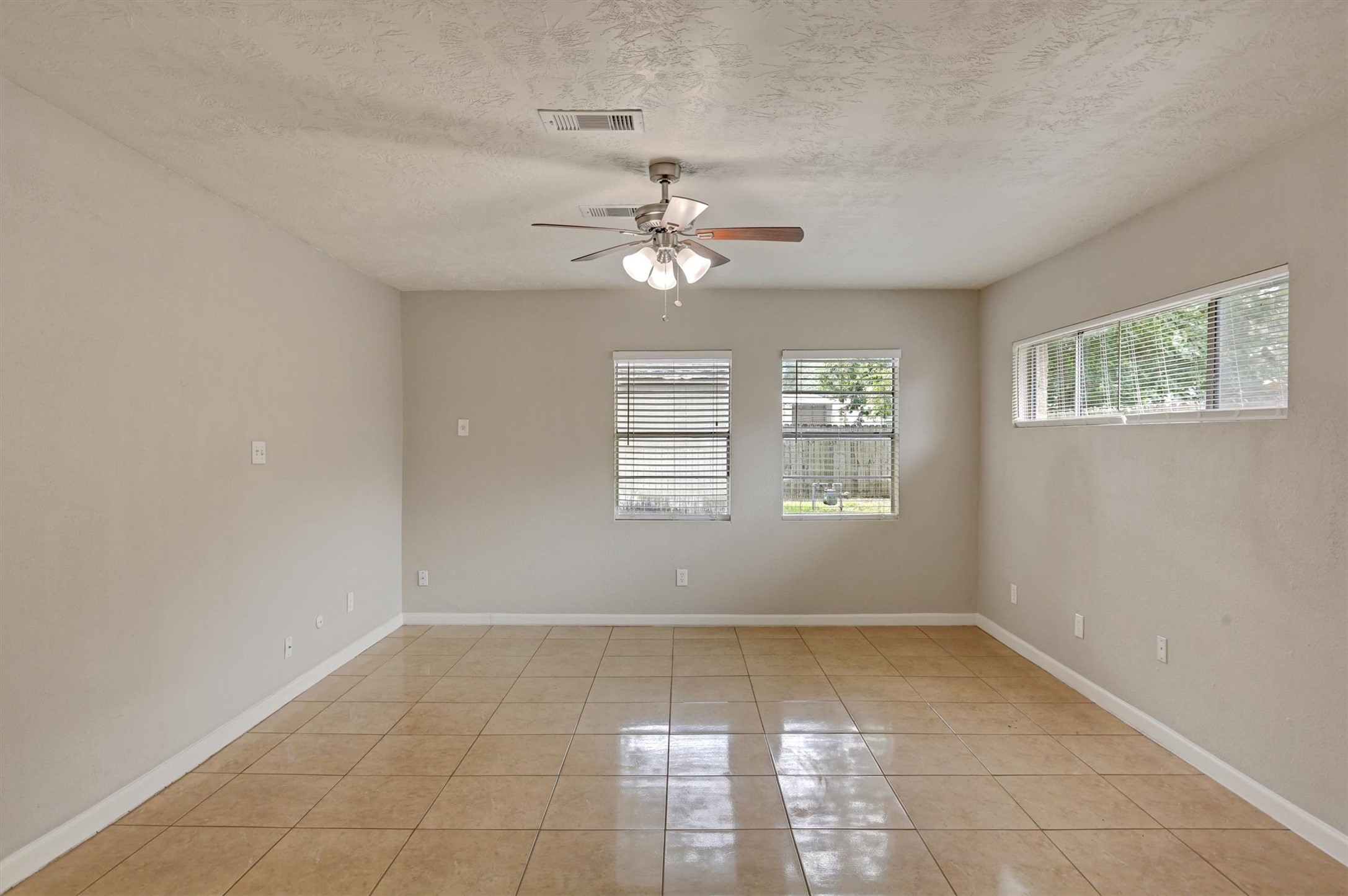 6131 Tiffany Drive Property Photo 12