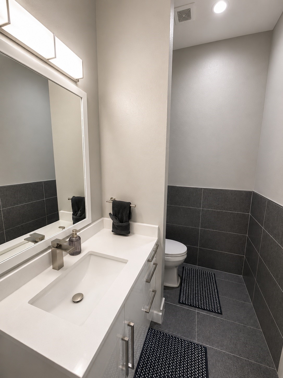 4406 Munger Avenue 3 Property Photo 10