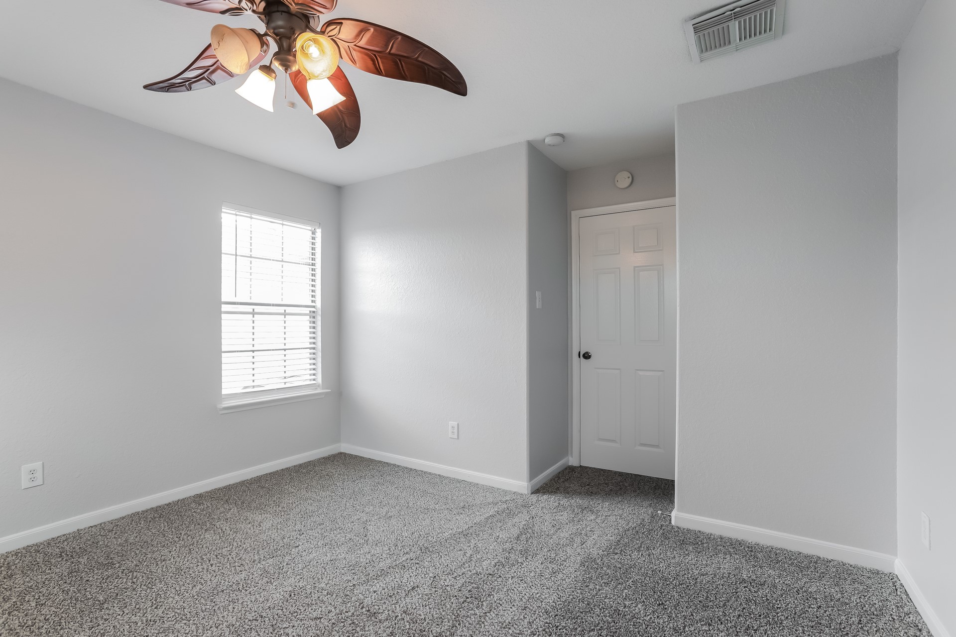 11210 Flying Geese Lane Property Photo 15