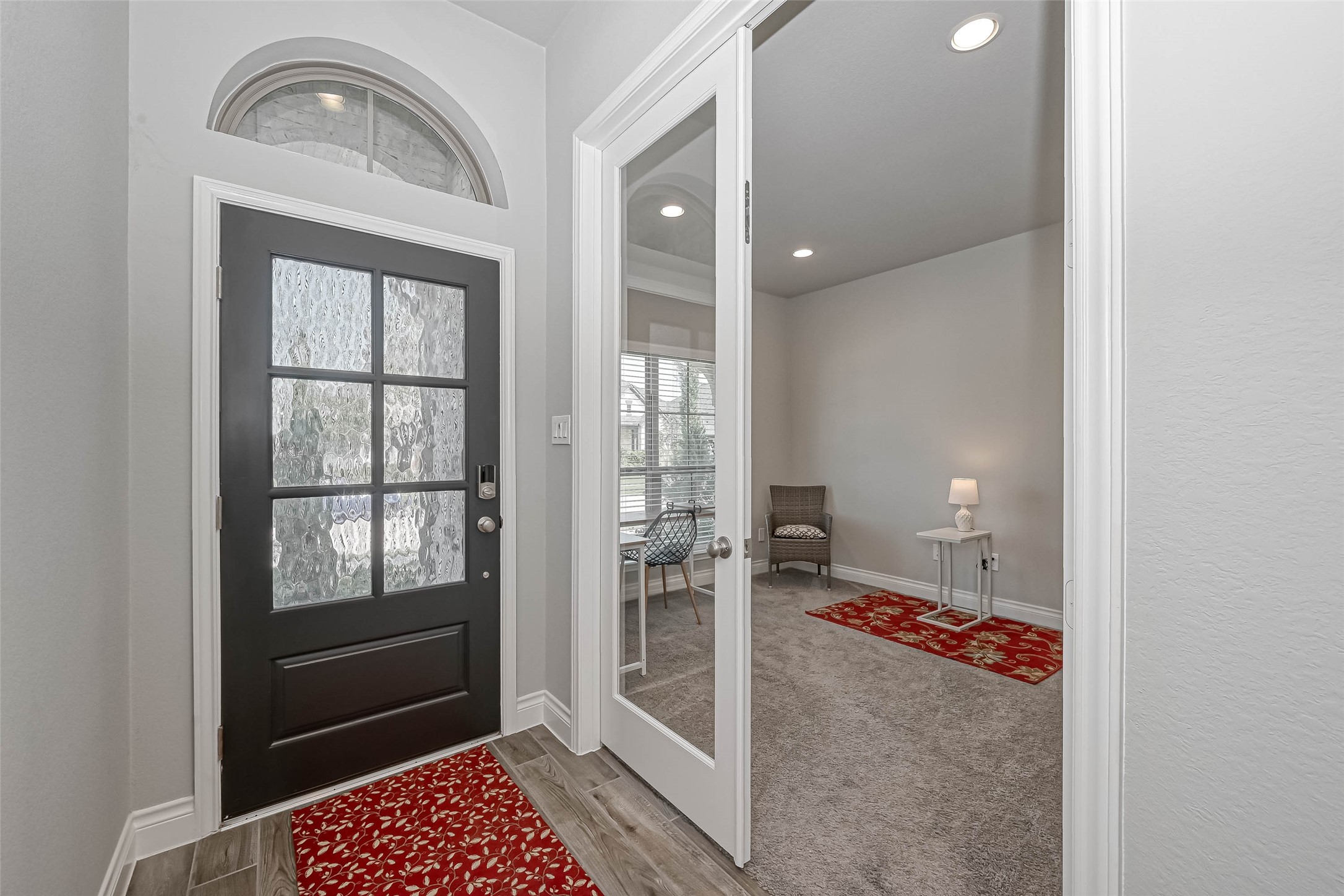 6935 Goldstrum Way Property Photo 5