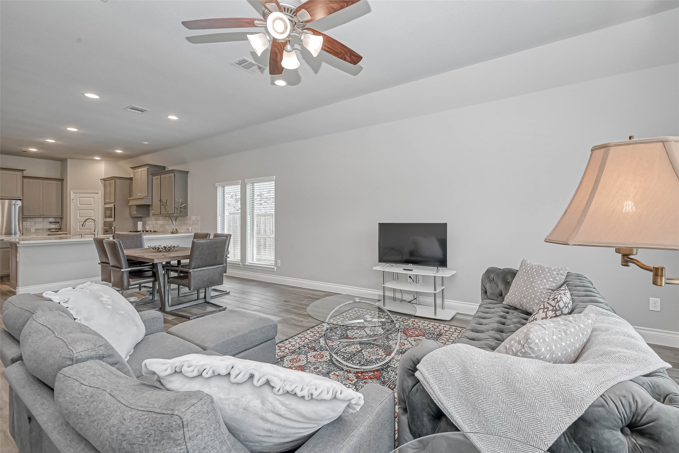 6935 Goldstrum Way Property Photo 17
