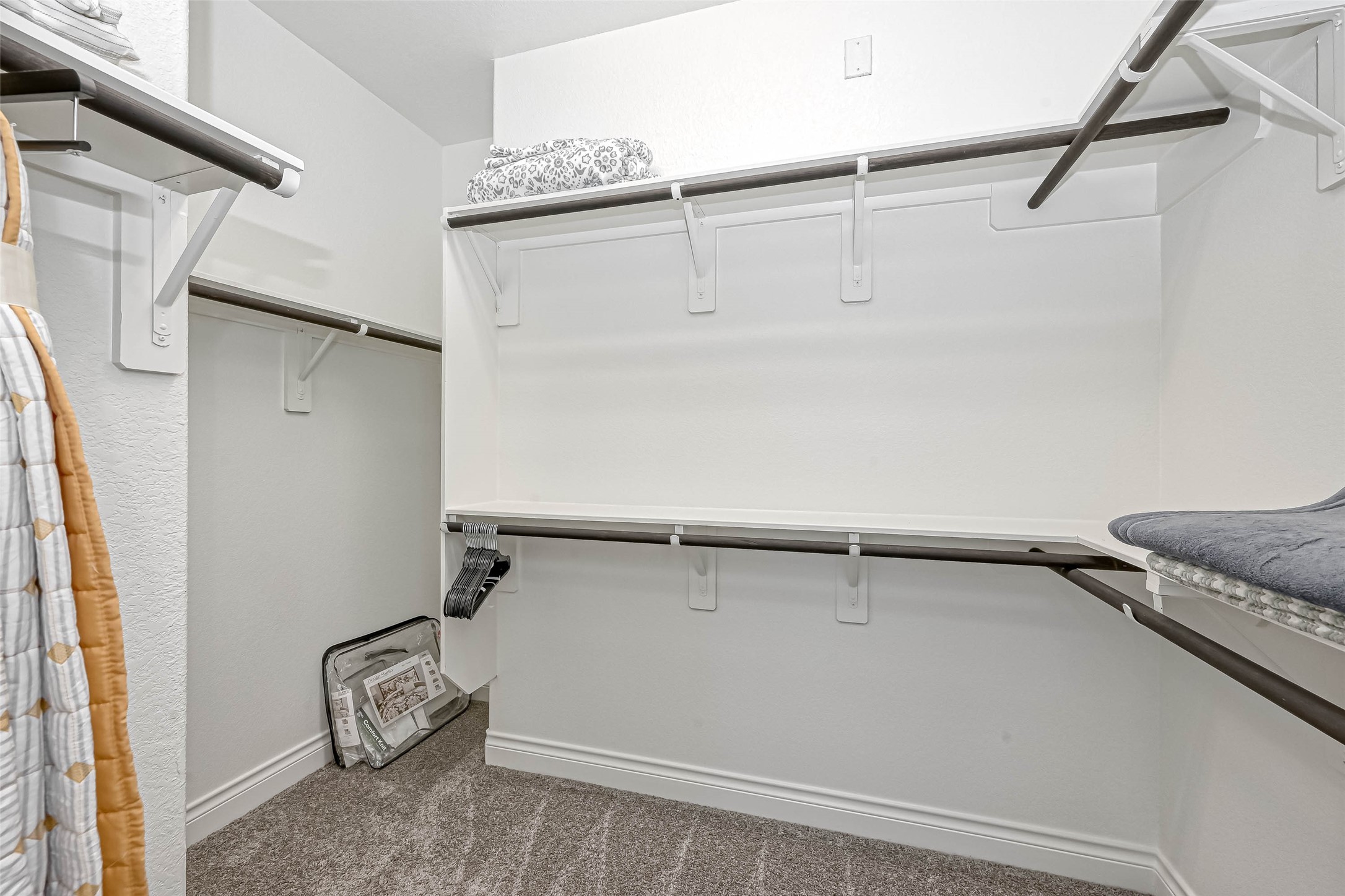 6935 Goldstrum Way Property Photo 25
