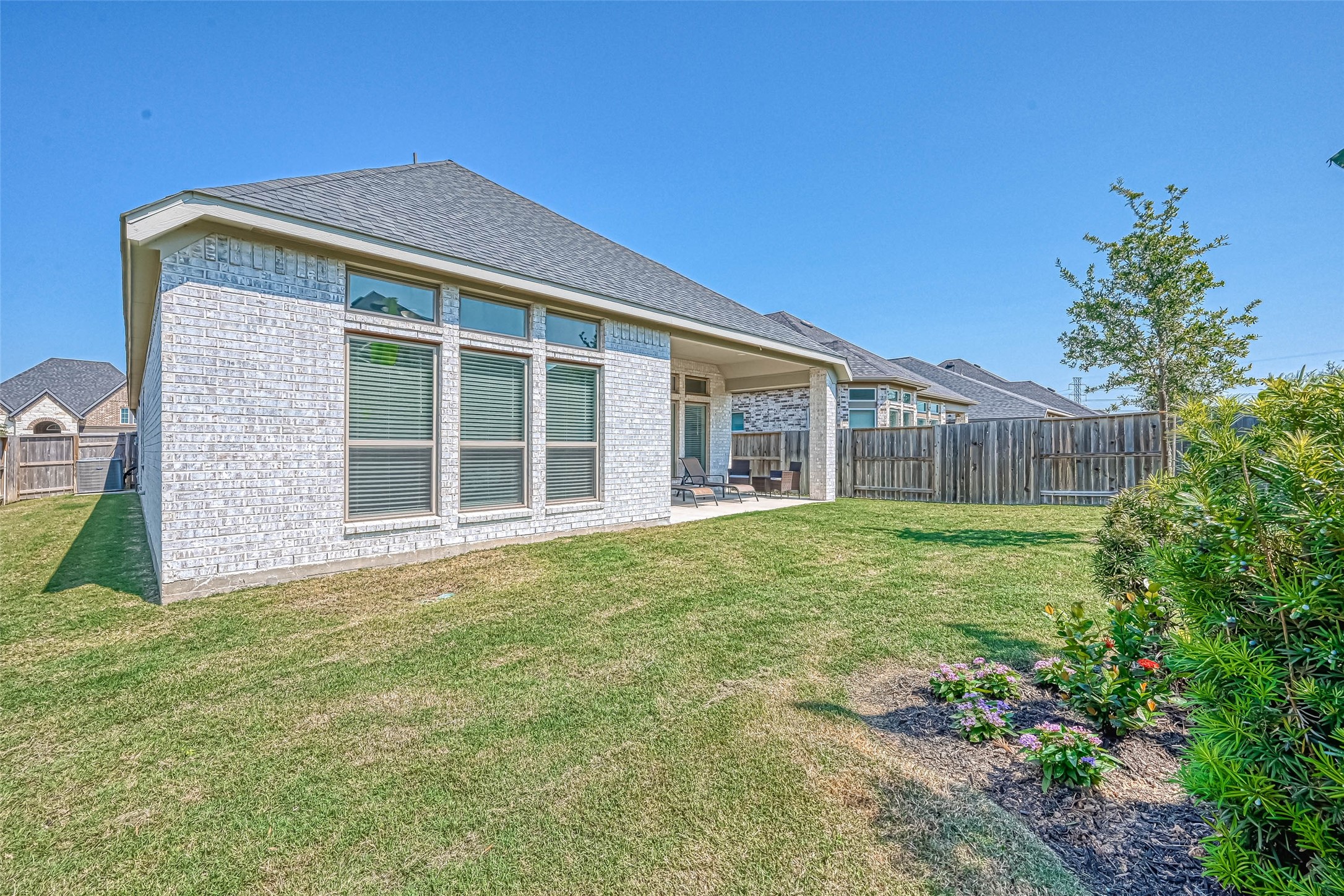 6935 Goldstrum Way Property Photo 32
