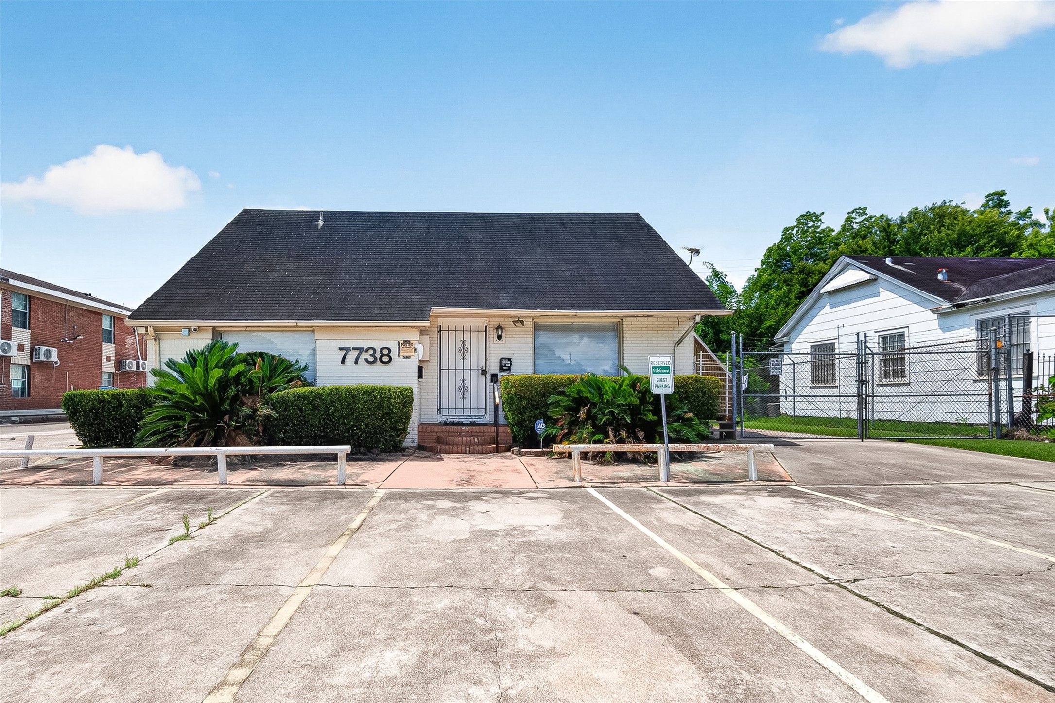 7738 Park Place Boulevard A Property Photo 2