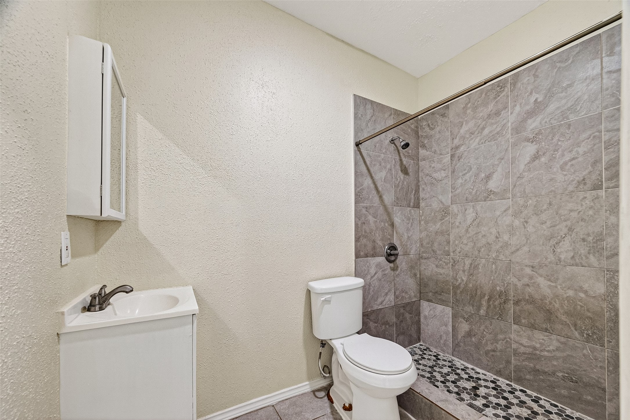 7738 Park Place Boulevard A Property Photo 8