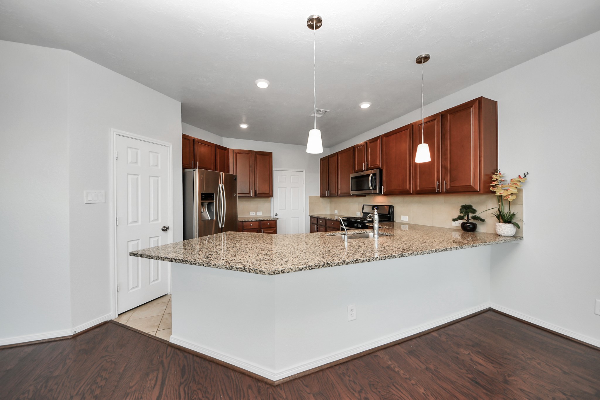 25118 Squire Knoll Street Property Photo 12