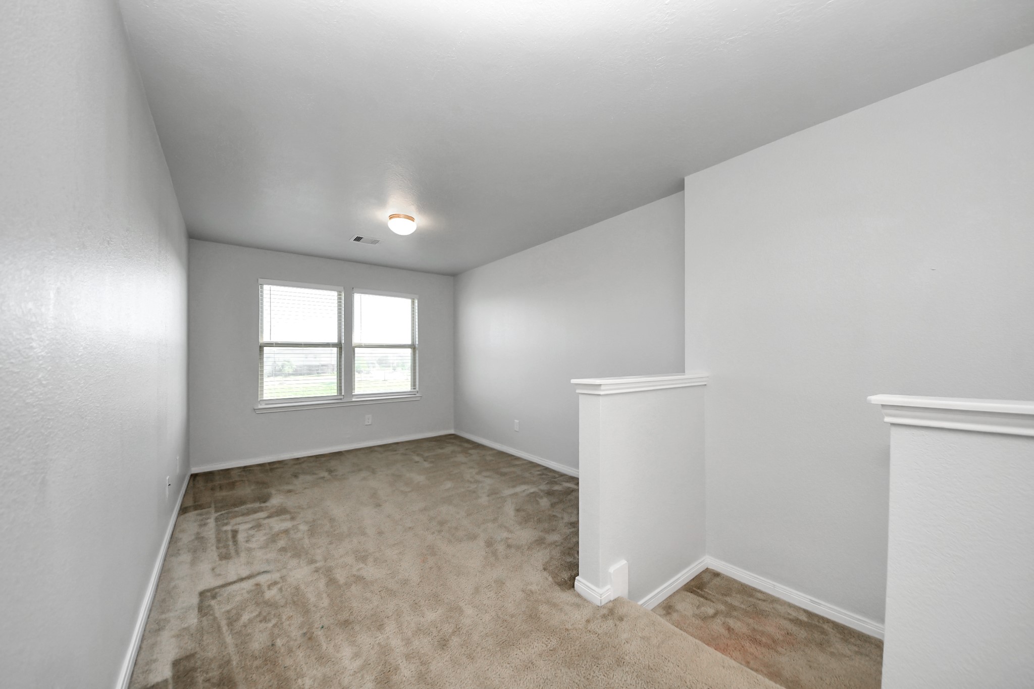25118 Squire Knoll Street Property Photo 18