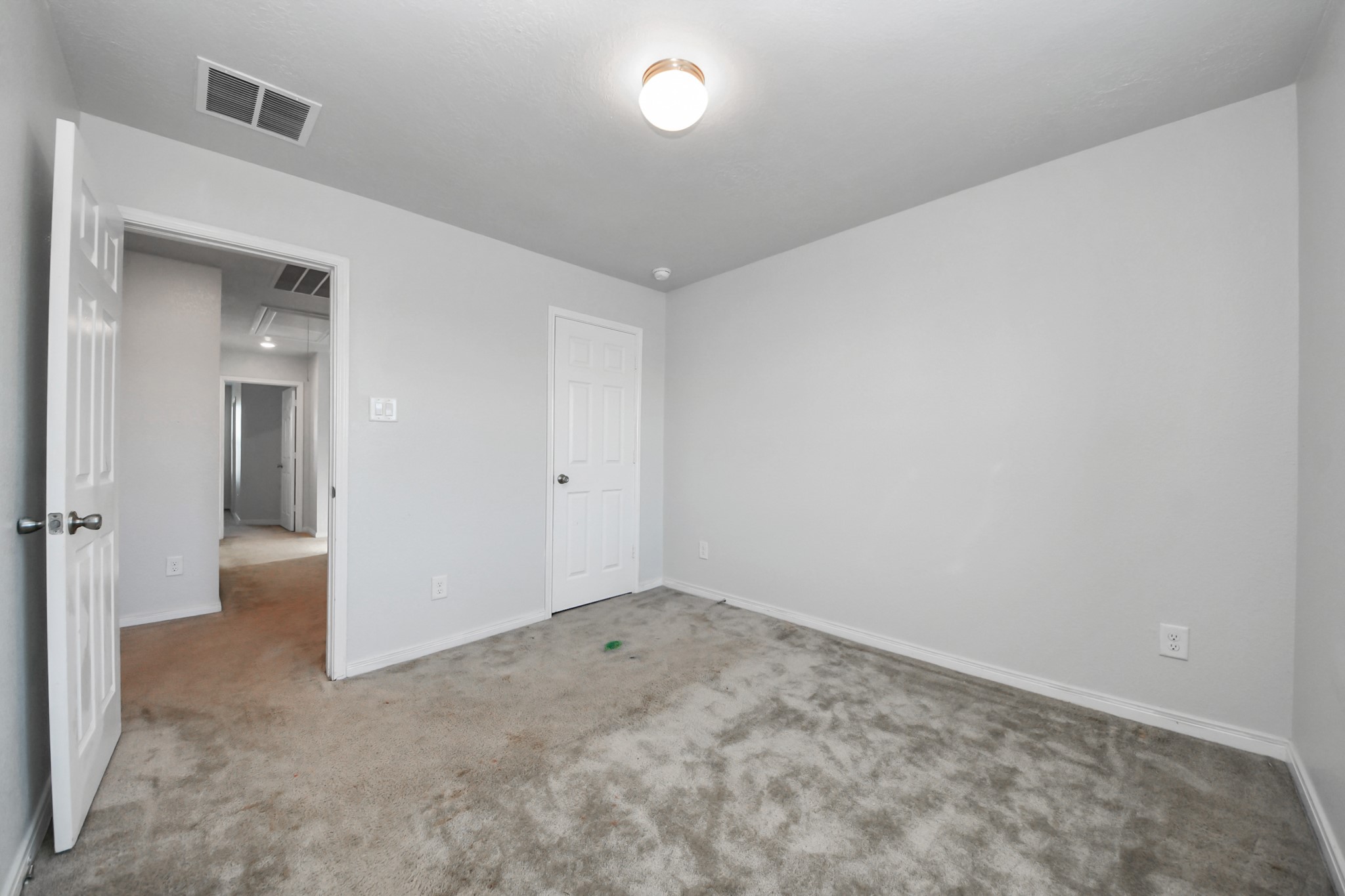 25118 Squire Knoll Street Property Photo 32