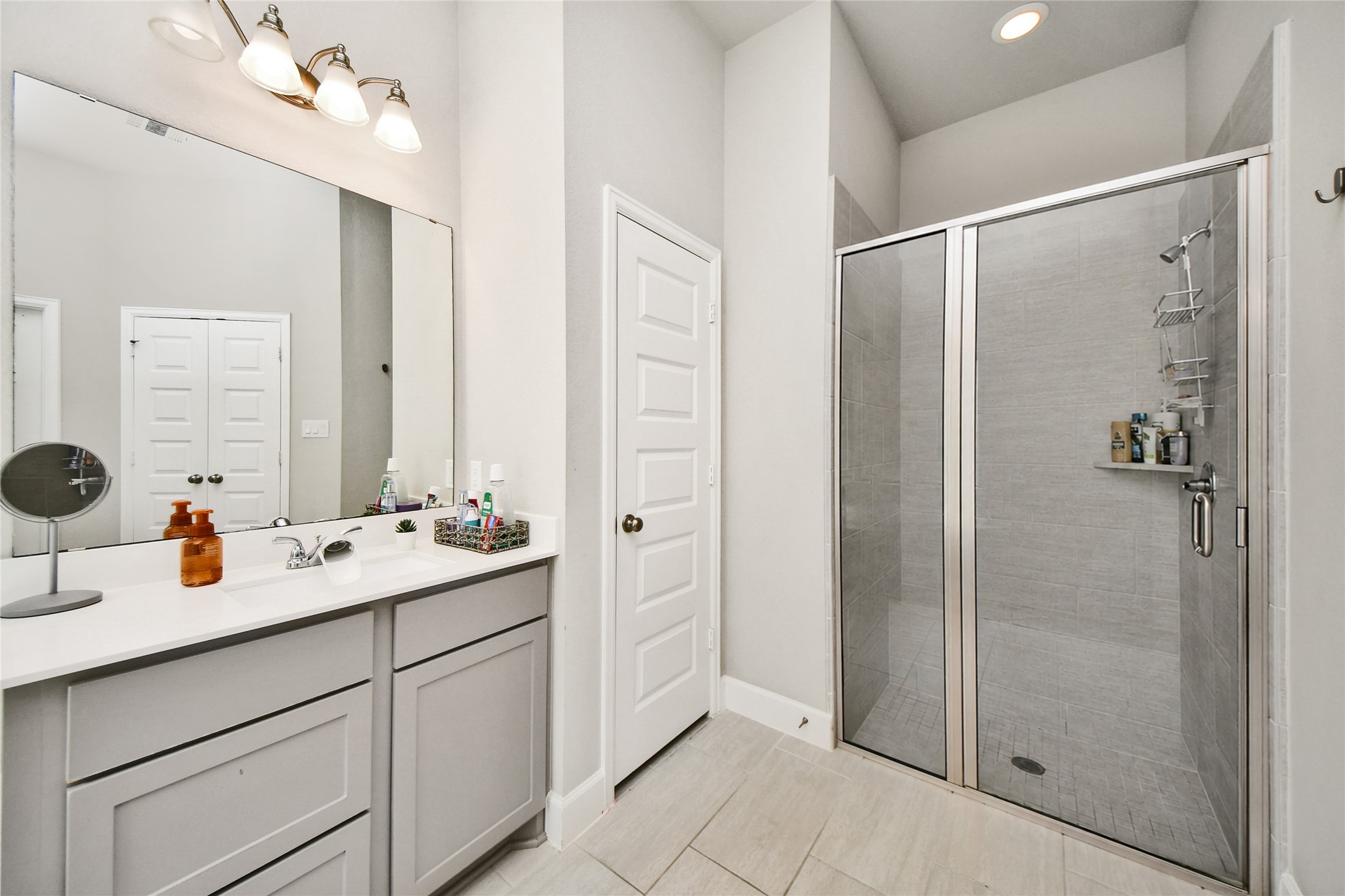 2206 Forest Trace Lane Property Photo 24