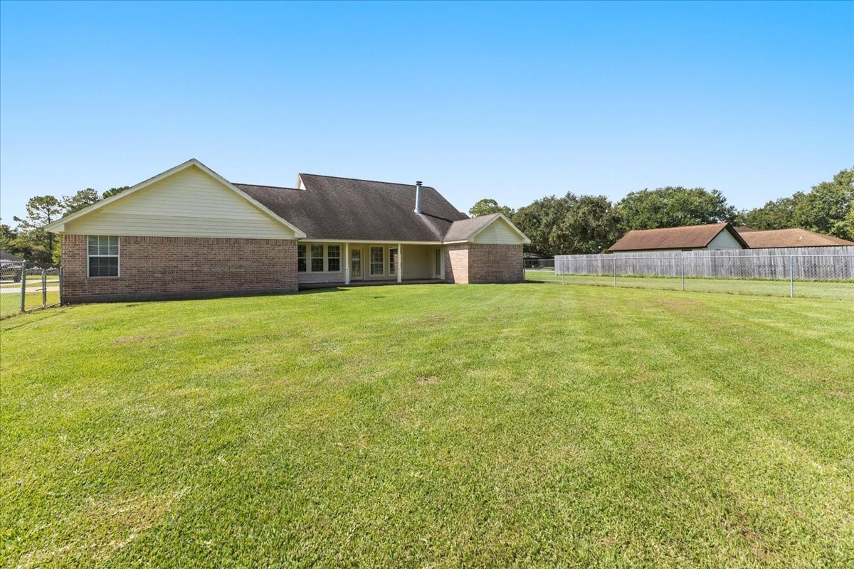 544 Meadow Lane Property Photo 2