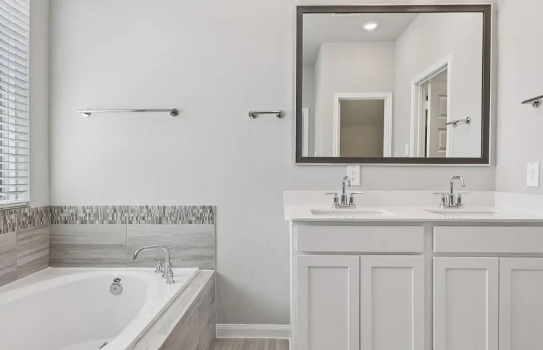 2408 King Mackerel Drive Property Photo 3