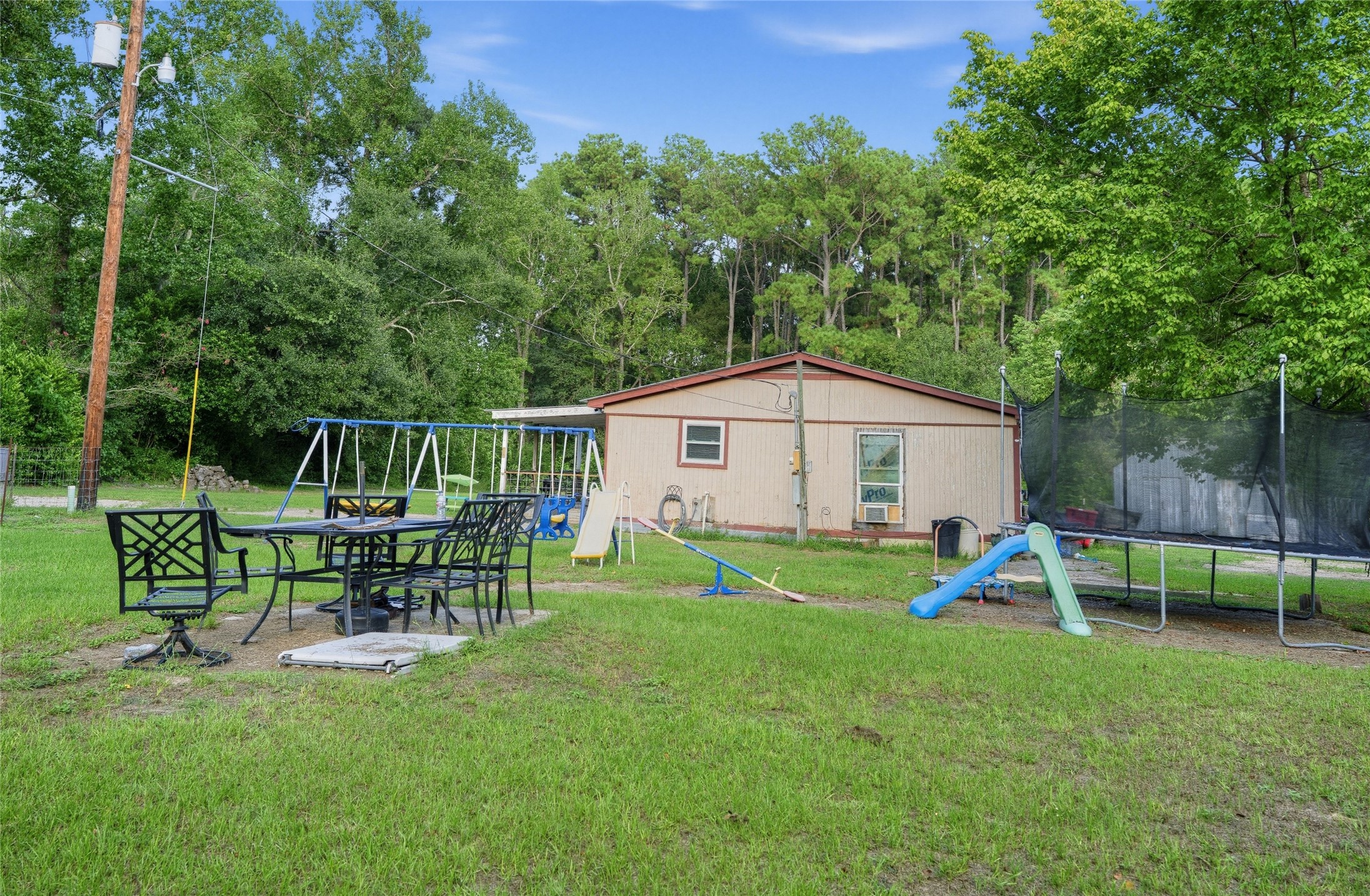 16887 Main Street Property Photo 8