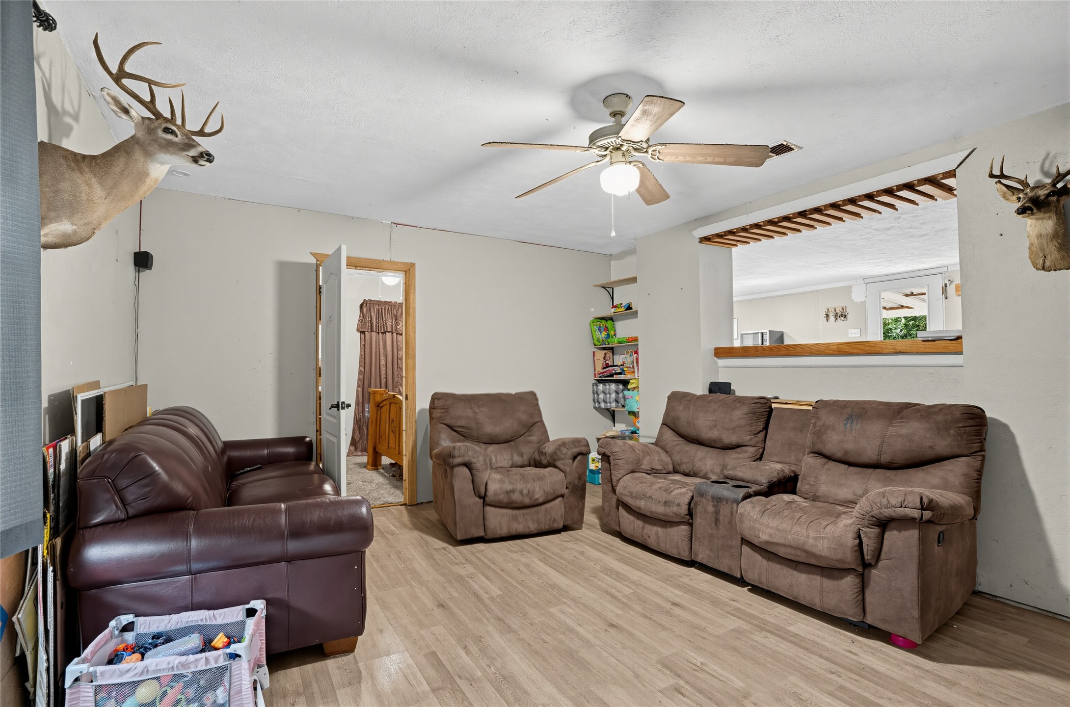 16887 Main Street Property Photo 13