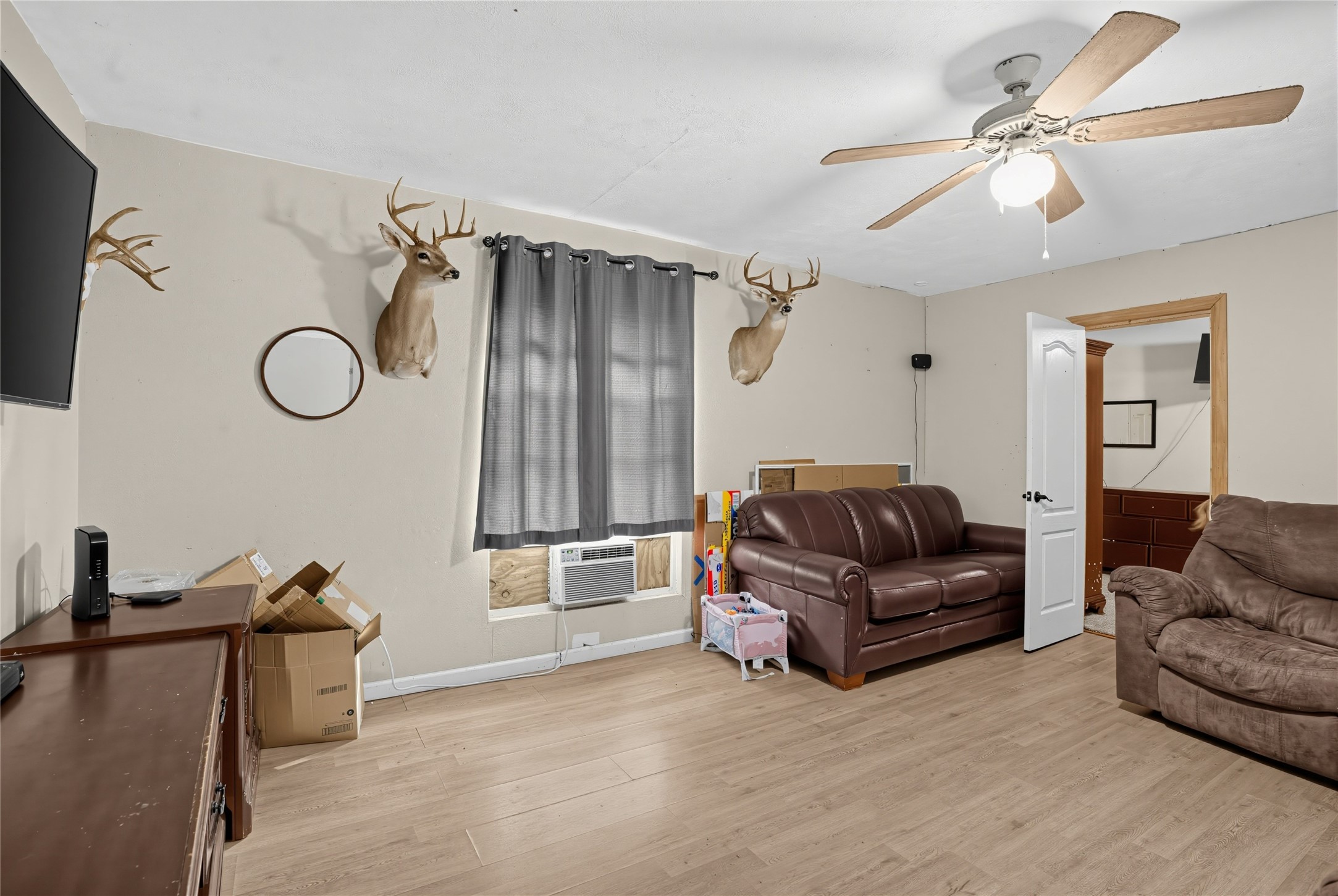 16887 Main Street Property Photo 15