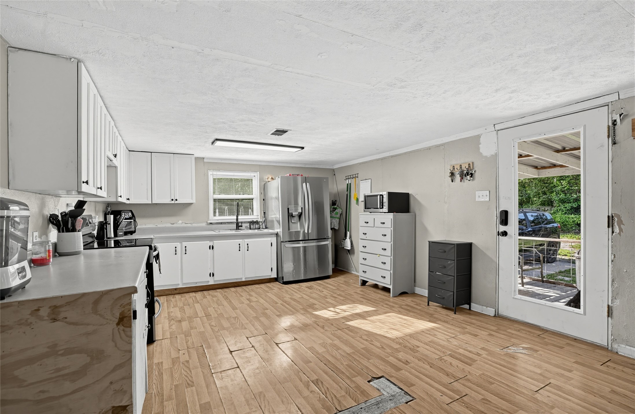 16887 Main Street Property Photo 16