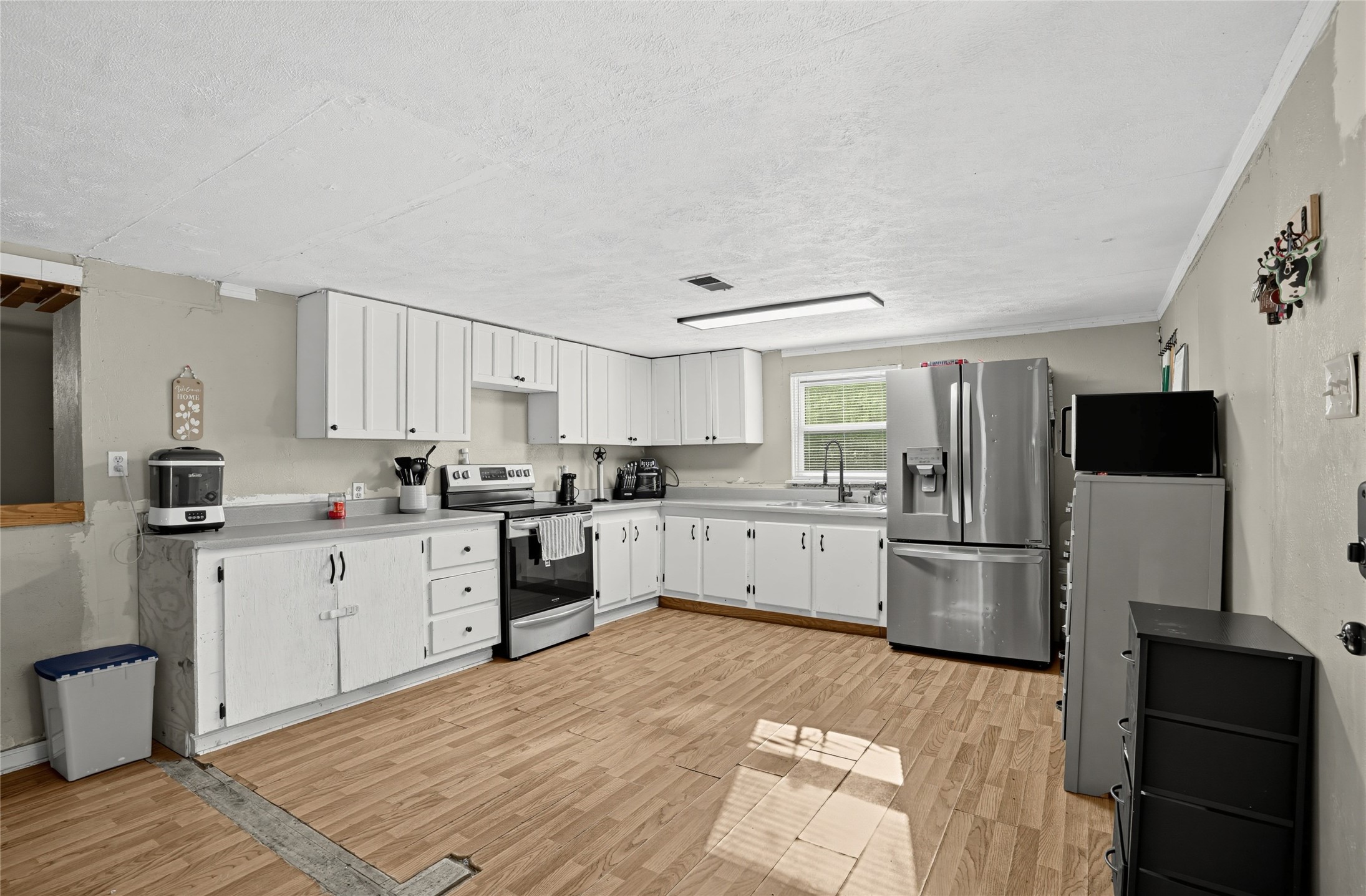 16887 Main Street Property Photo 17